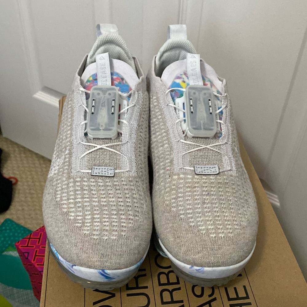 Nike Womens Air Vapormax 2020